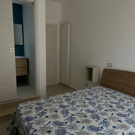 Le Pontine Bed & Breakfast 3*