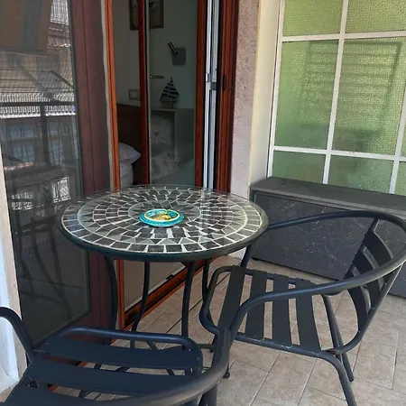 Le Pontine Bed & Breakfast 3*